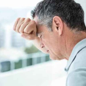 威而鋼過硬當心！高血壓長者異常勃起原因與急救流程